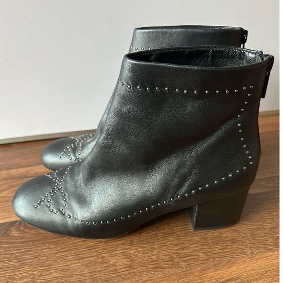 Donald Pliner Black Cagne Bow Studded Leather Chelsea Bootie - Picture 5 of 7